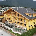 Aktiv- Und Wellnesshotel Gutjahr Szálloda Abtenau