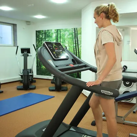 Szálloda Aktiv- Und Wellnesshotel Gutjahr