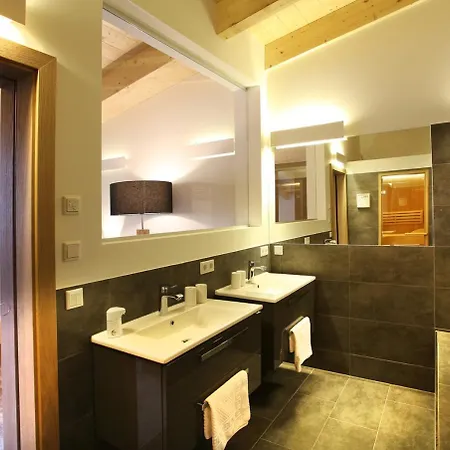 Aktiv- Und Wellnesshotel Gutjahr Otel