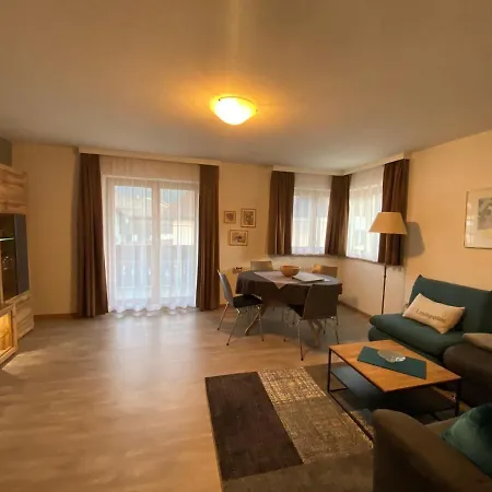 Szálloda Aktiv- Und Wellnesshotel Gutjahr Abtenau