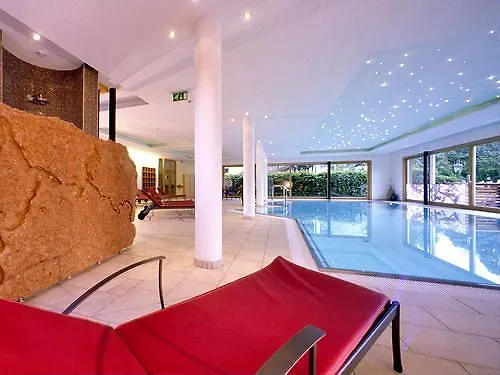 Aktiv- Und Wellnesshotel Gutjahr فندق 4*